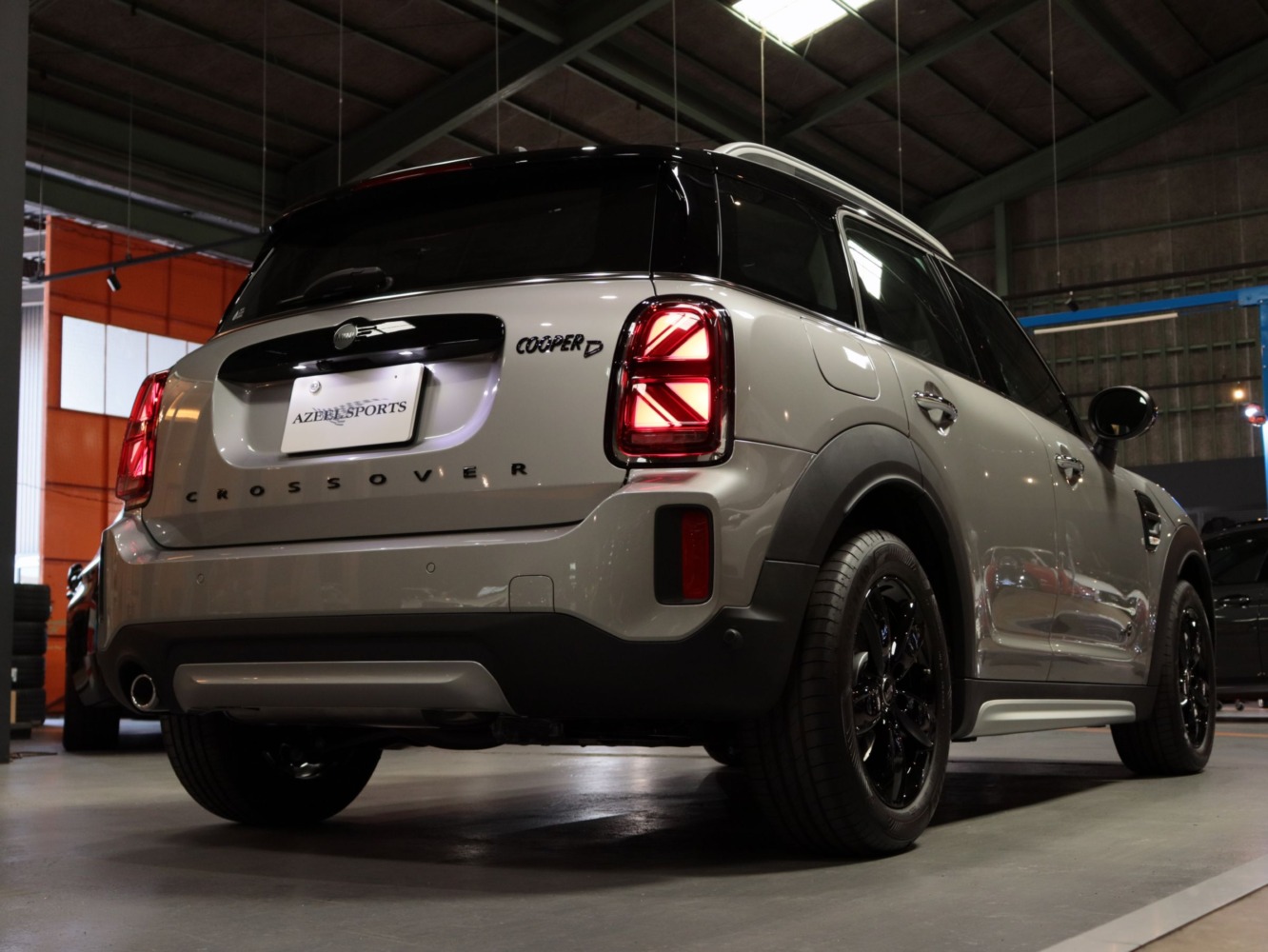 ＭＩＮＩ　クロスオーバー　クーパーＤ　ＡＬＬ４　クラシックトリム