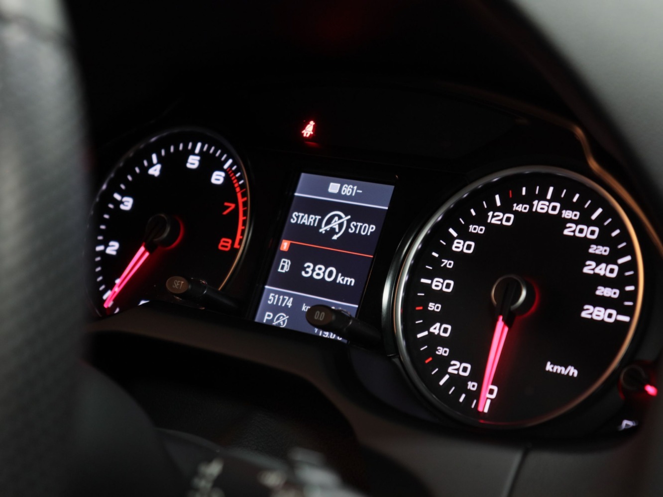 アウディ　Ｑ５　２．０ＴＦＳＩクワトロ　Ｓライン