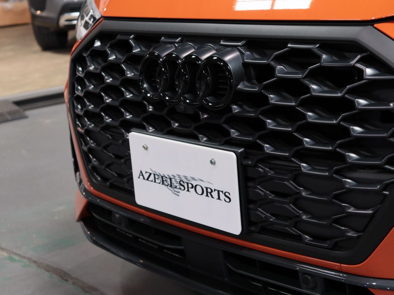 アウディ　Ｑ３スポーツバック　３５ＴＦＳＩ