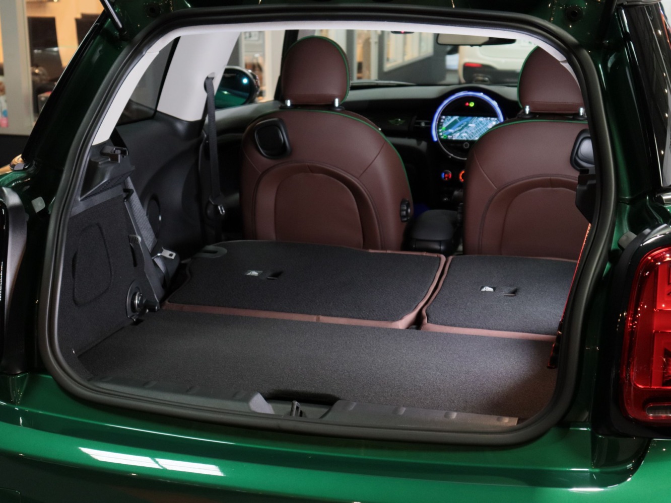 ＭＩＮＩ　クーパーＳＤ　６０イヤーズエディション