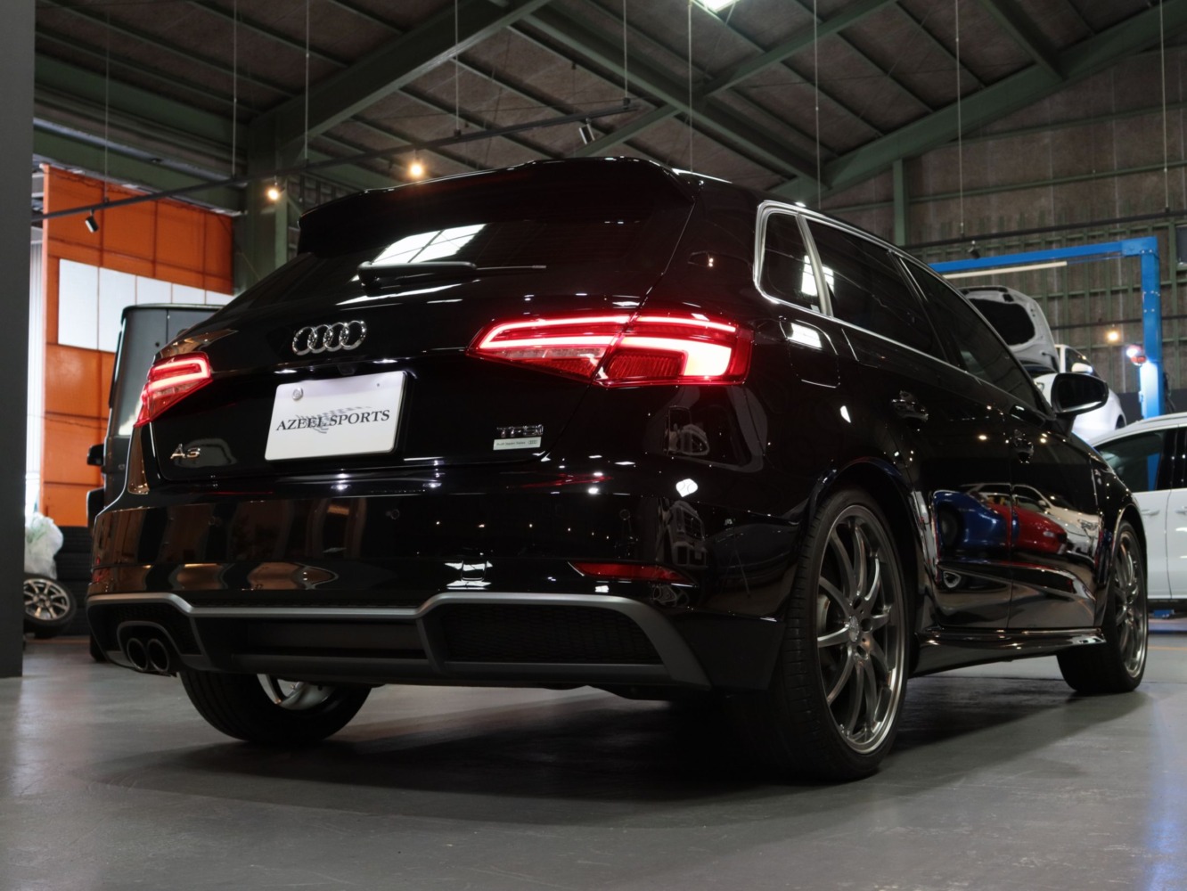 アウディ　Ａ３スポーツバック　１．４ＴＦＳＩ　Ｓラインパッケージ