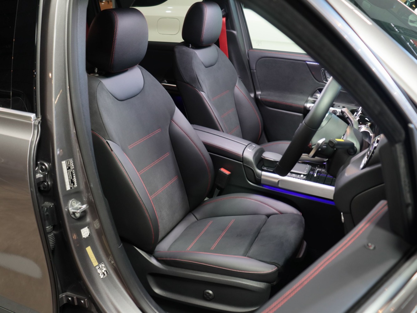 メルセデスＡＭＧ　ＧＬＢ３５　４マチック