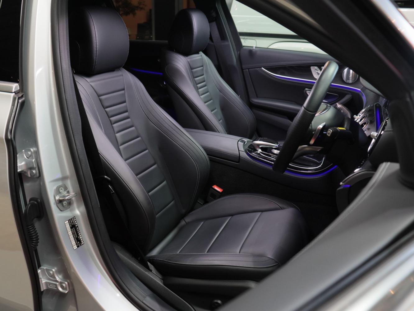 メルセデスベンツ　Ｅ２５０　アバンギャルド　スポーツ　