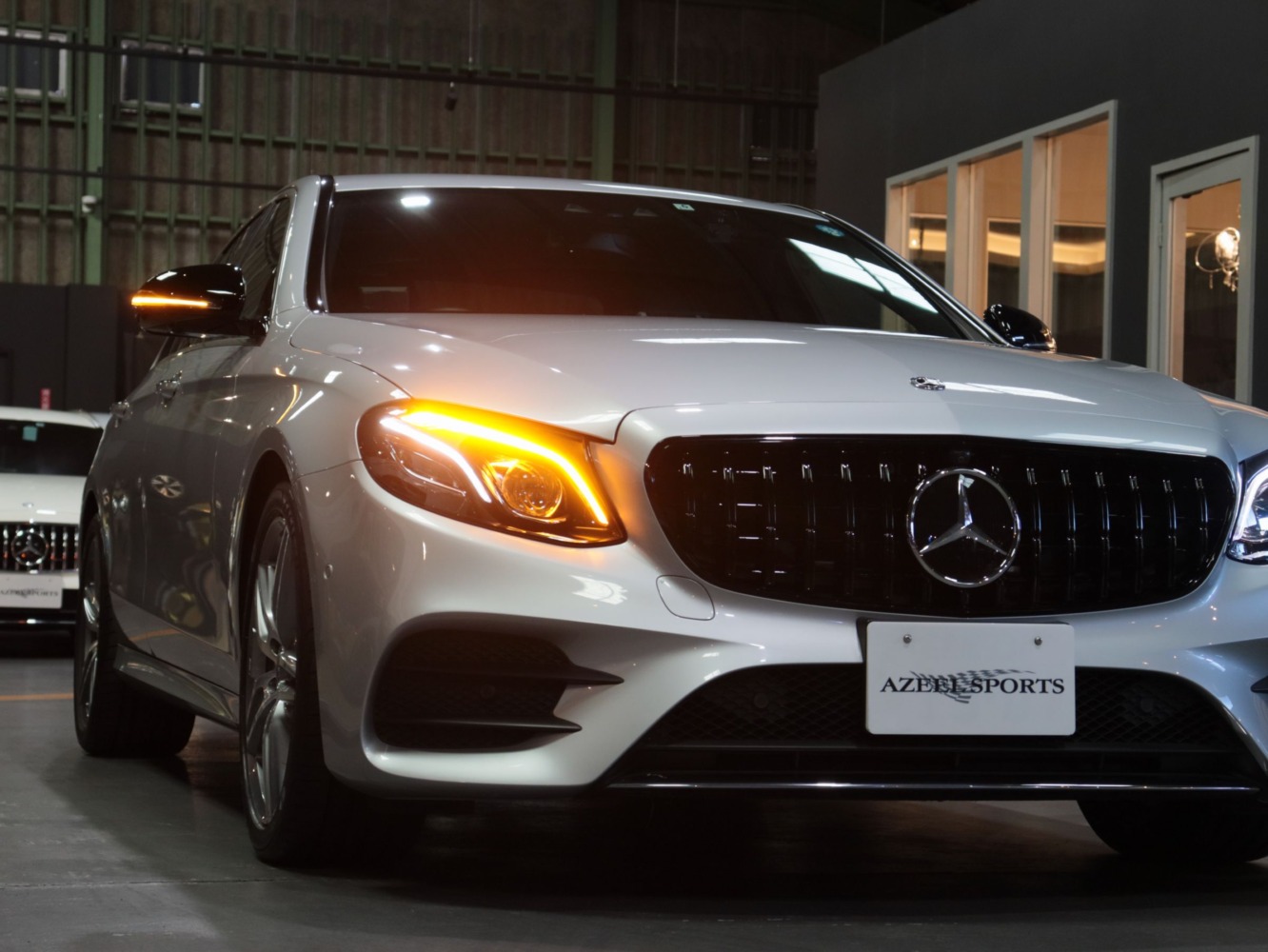 メルセデスベンツ　Ｅ２５０　アバンギャルド　スポーツ　