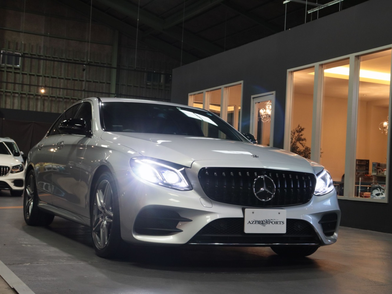 メルセデスベンツ　Ｅ２５０　アバンギャルド　スポーツ　