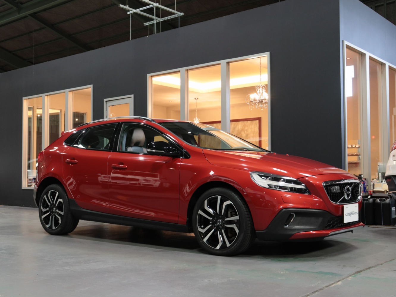 ボルボ　Ｖ４０クロスカントリー　Ｄ４　サマム