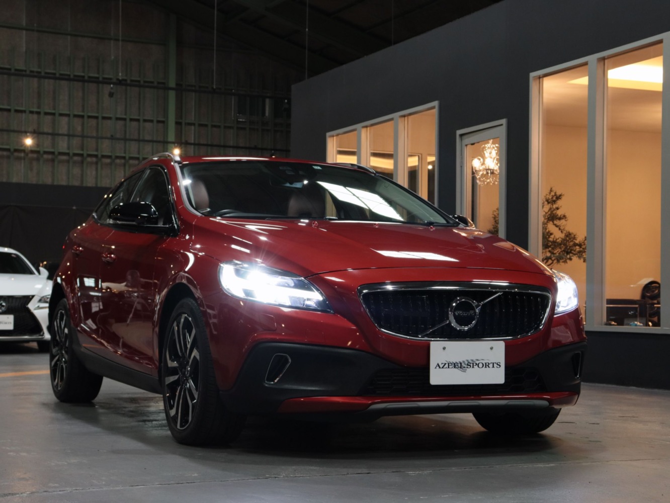 ボルボ　Ｖ４０クロスカントリー　Ｄ４　サマム