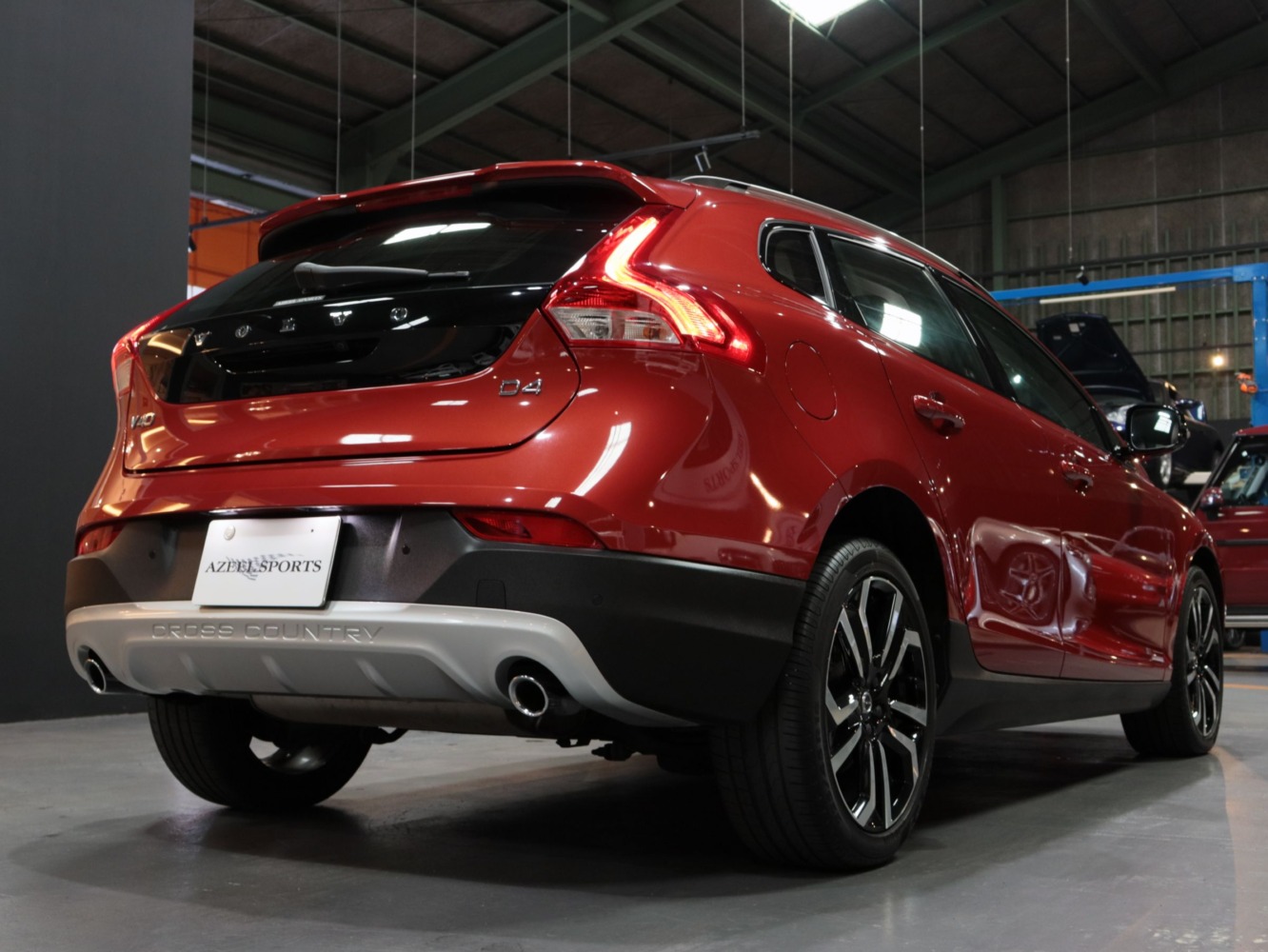 ボルボ　Ｖ４０クロスカントリー　Ｄ４　サマム