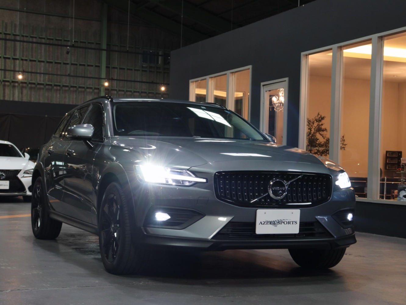 ボルボ　ＸＣ６０クロスカントリー　Ｔ５　ＡＷＤ