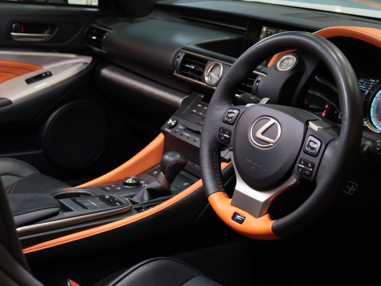 レクサス　ＲＣ Ｆ　５．０
