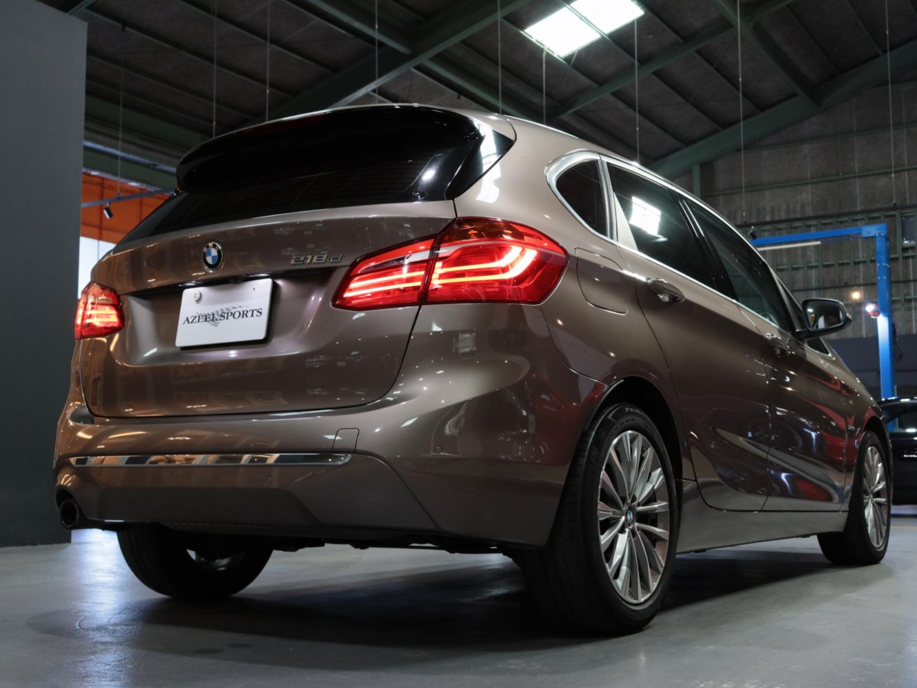 ＢＭＷ　２１８ｄ　アクティブツアラー　ラグジュアリー