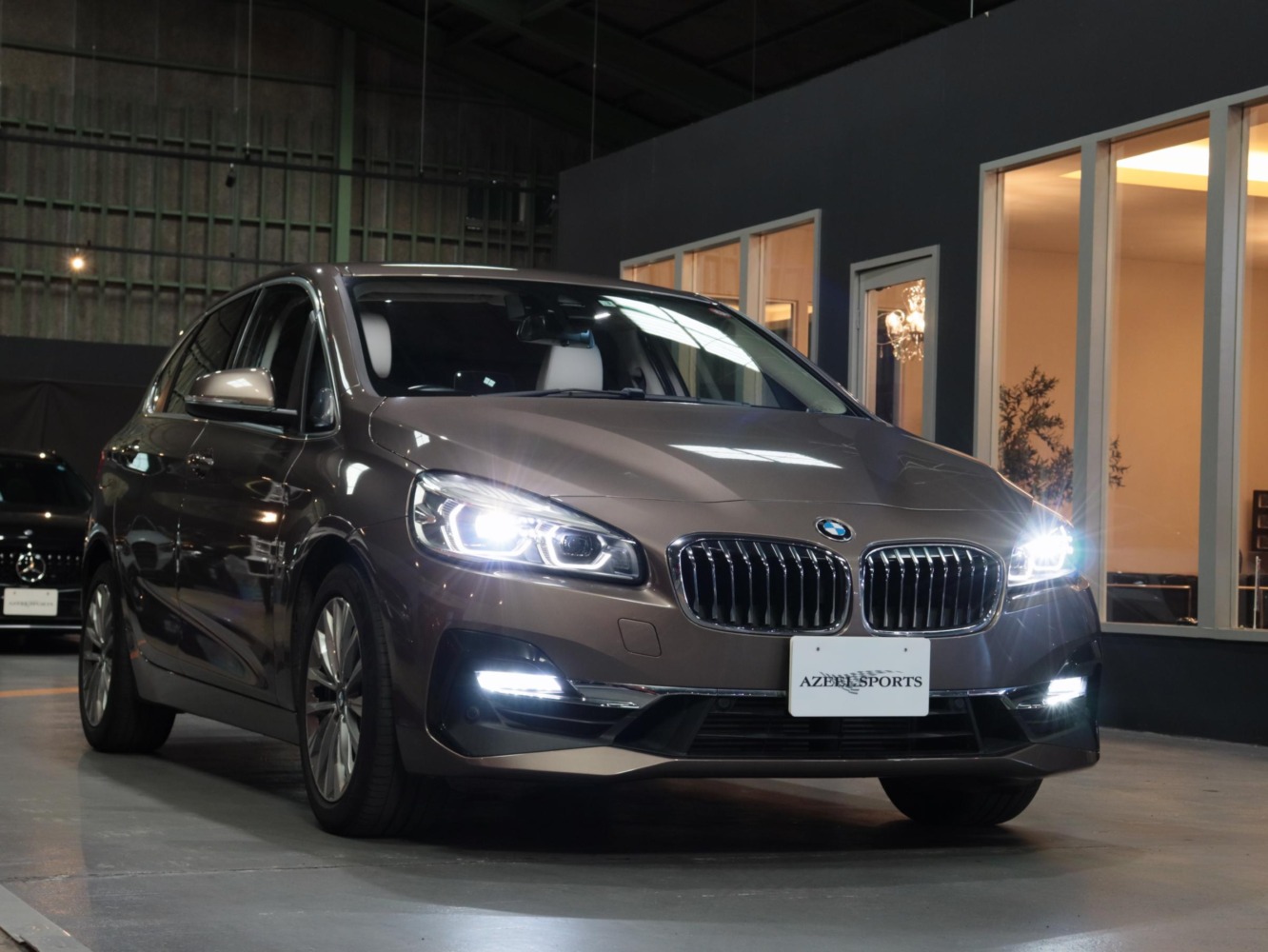 ＢＭＷ　２１８ｄ　アクティブツアラー　ラグジュアリー