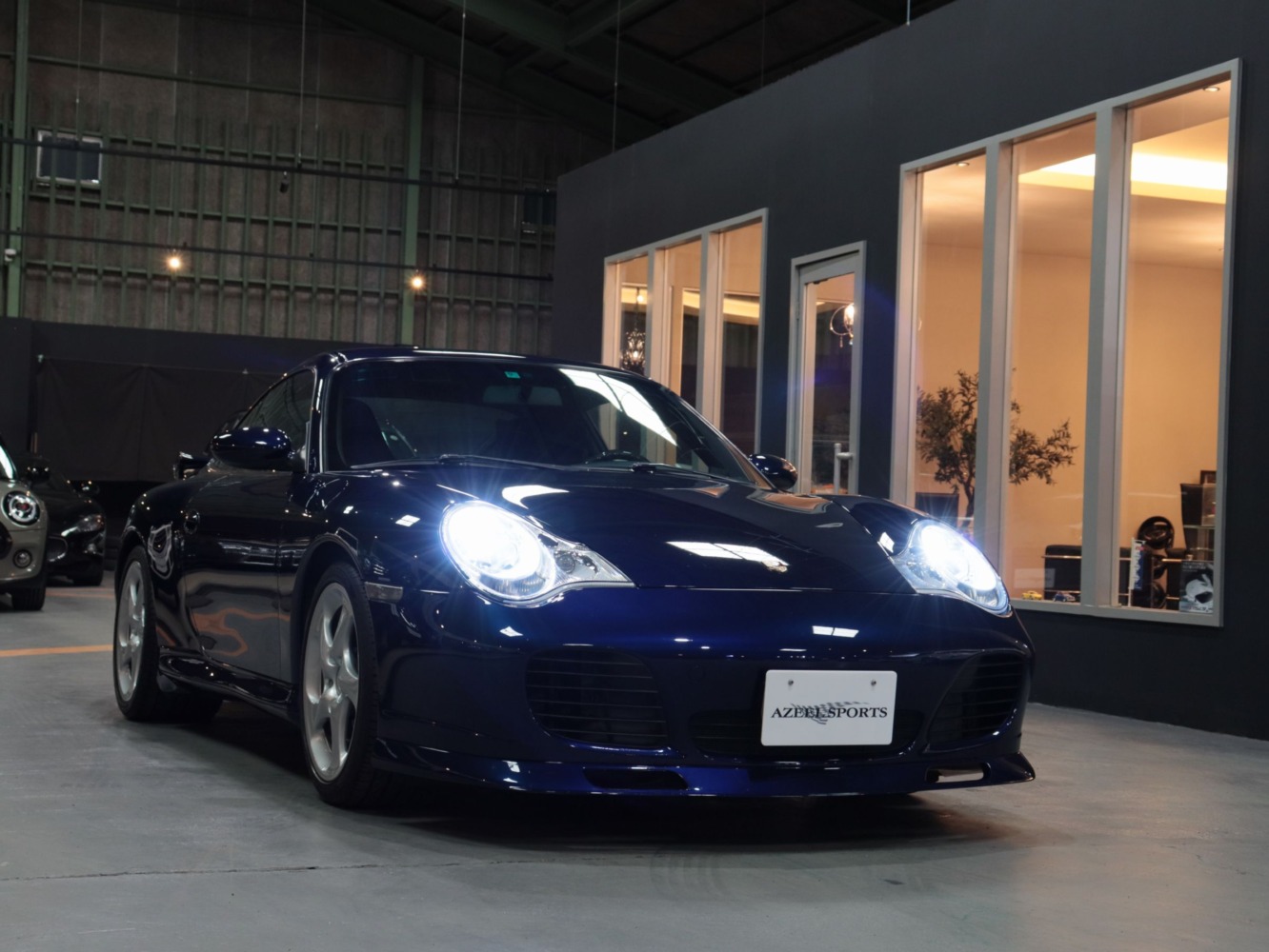 ポルシェ　９１１カレラ（９９６型後期モデル）　４Ｓ　
