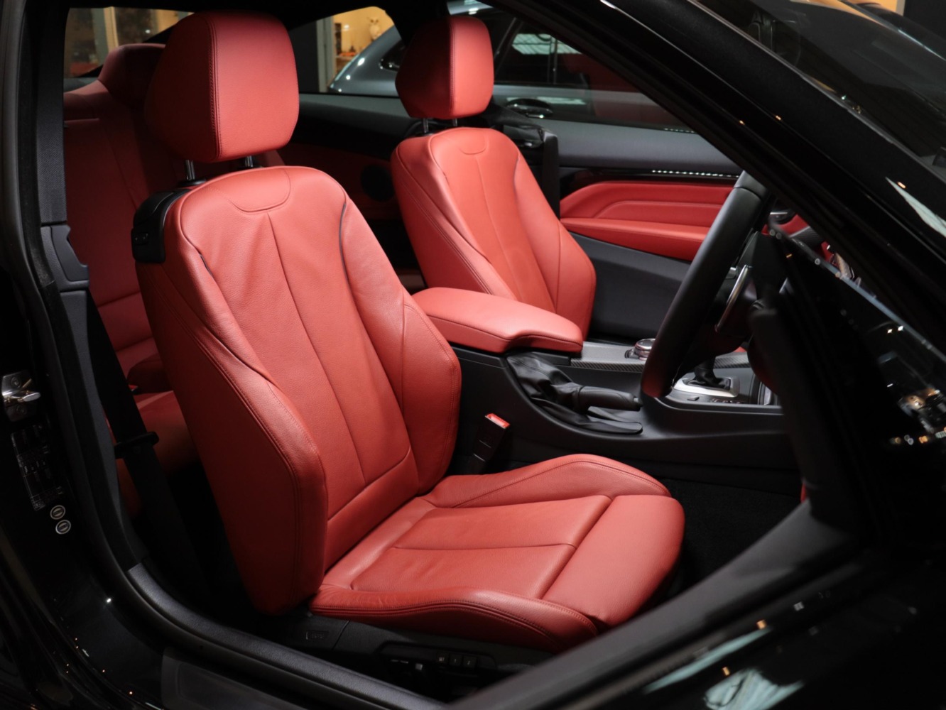 ＢＭＷ　４３５ｉクーペ　Ｍスポーツ