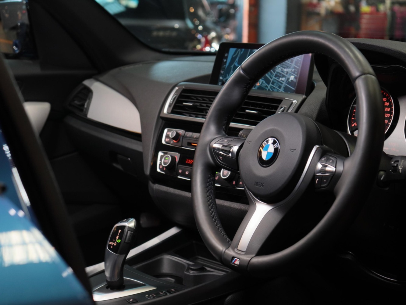 ＢＭＷ　１１８ｉ　Ｍスポーツ