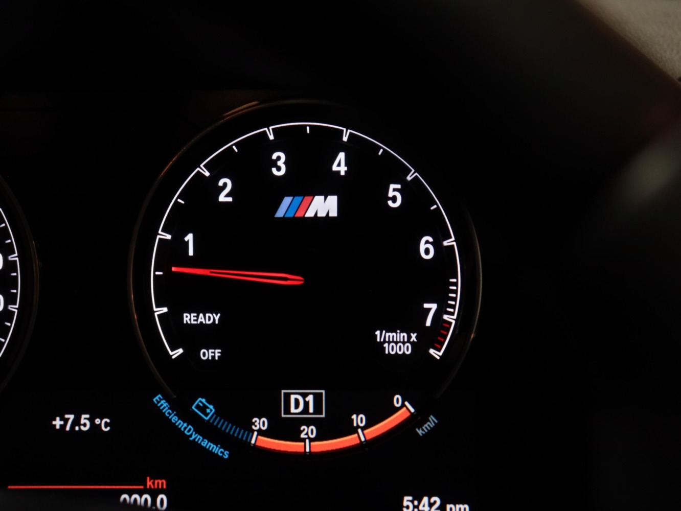 ＢＭＷ　Ｍ２　ベースグレード　