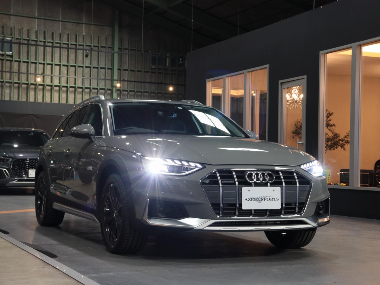 アウディ　Ａ４オールロードクワトロ　２．０　４ＷＤ