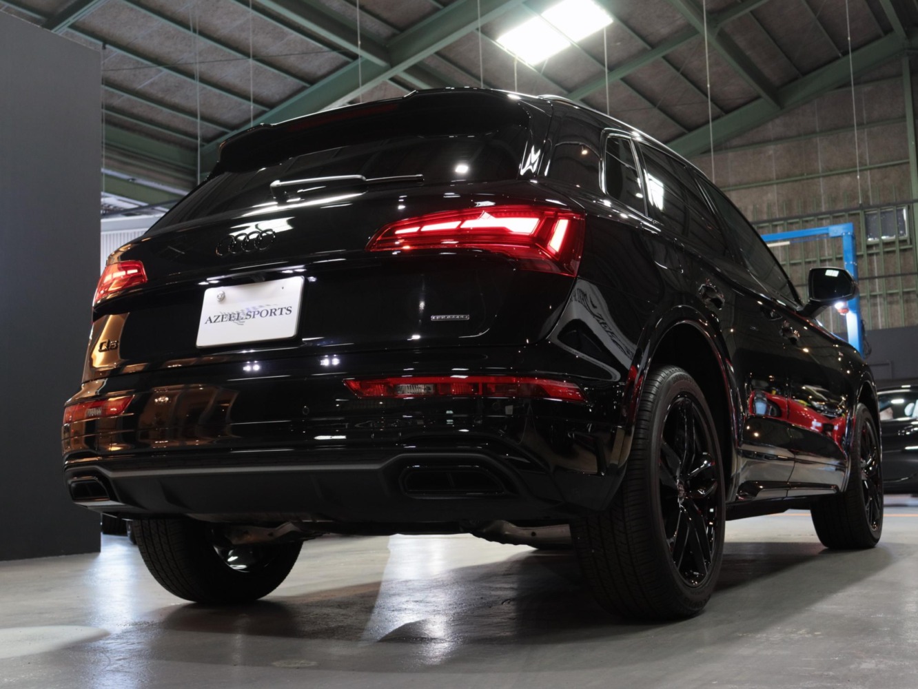 アウディ　Ｑ５　４０ＴＤＩ　Ｓライン　ブラックスタイリングＰＫＧ