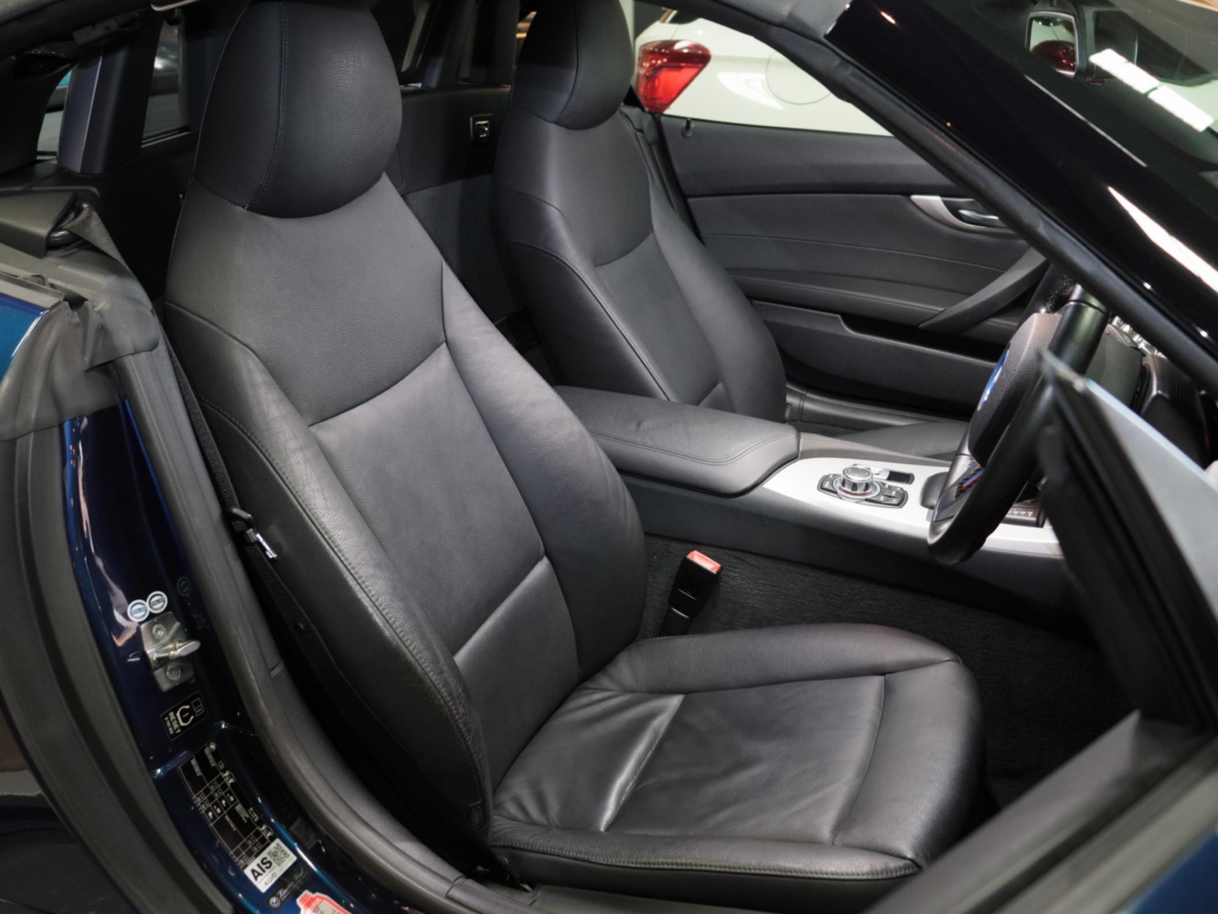 ＢＭＷ　Ｚ４　ｓＤｒｉｖｅ２３ｉ　ハイラインパッケージ