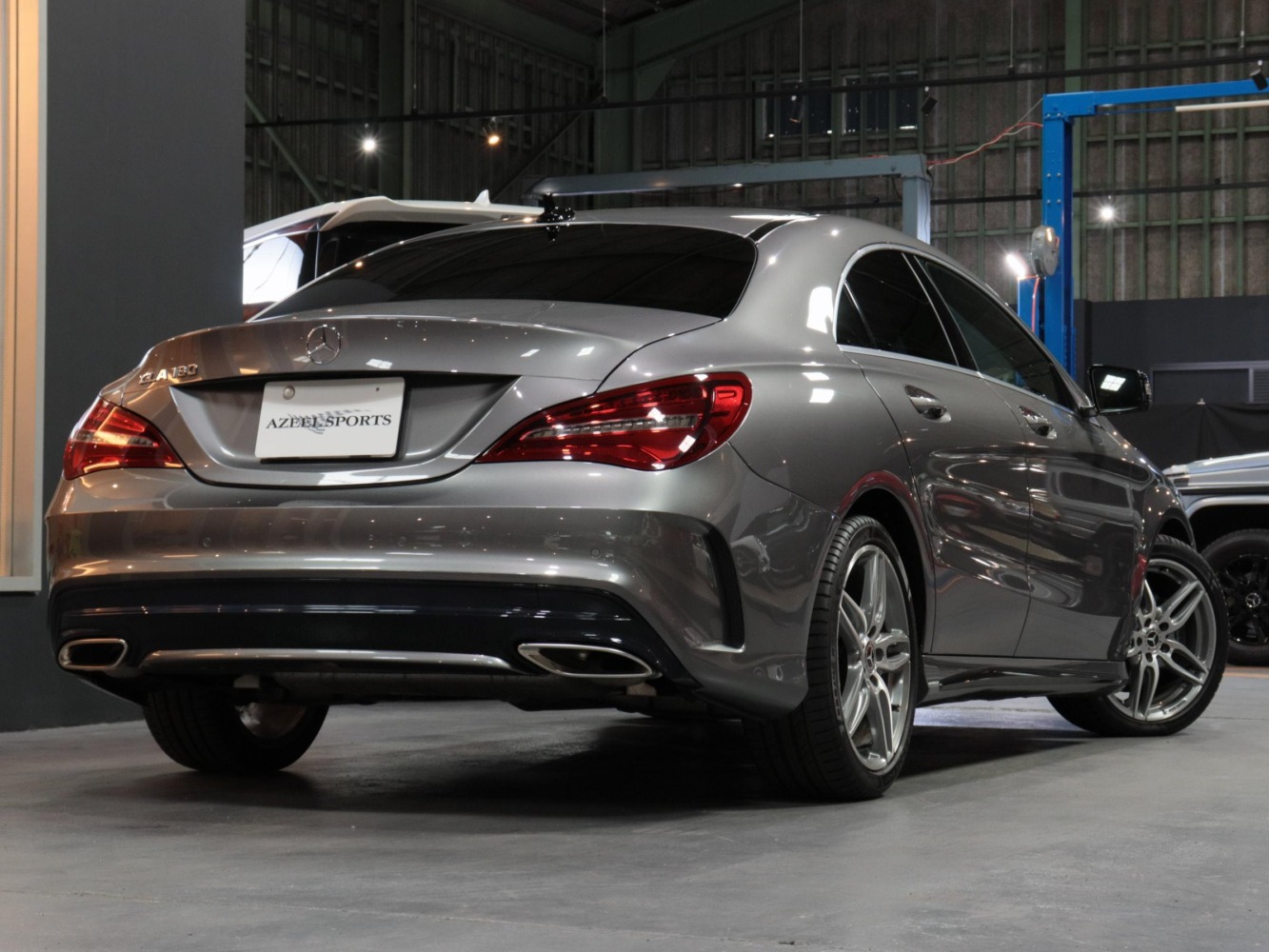 メルセデスベンツ　ＣＬＡ１８０　スポーツ