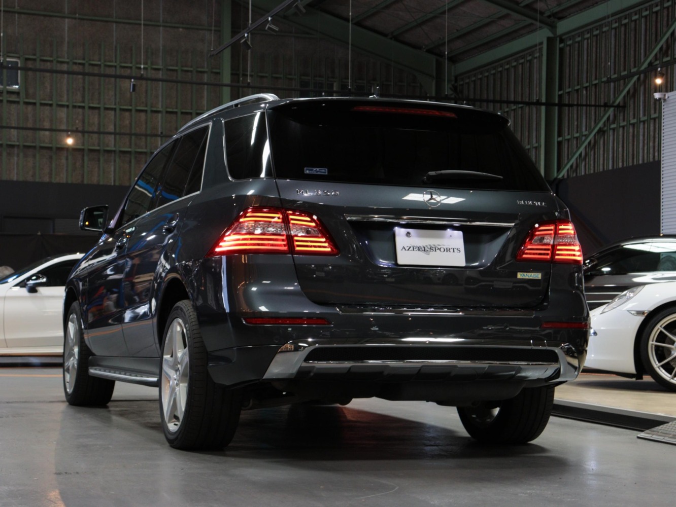 メルセデスベンツ　ＭＬ３５０　ブルーテック　４マチック