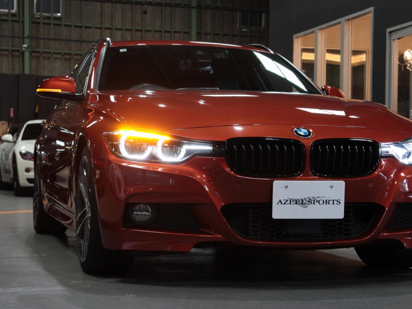 ＢＭＷ　３２０ｄ　ツーリング　Ｍスポーツ　エディションシャドー（特別仕様車）