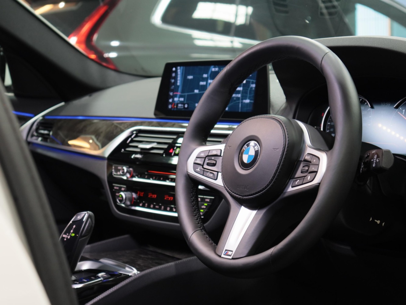 ＢＭＷ　５２３ｄツーリング　Ｍスポーツ
