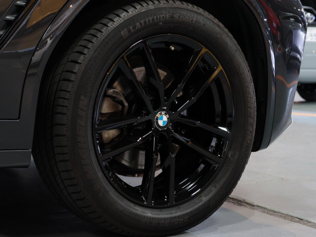 ＢＭＷ　Ｘ３　ｘＤｒｉｖｅ　２０ｄ　Ｍスポーツ