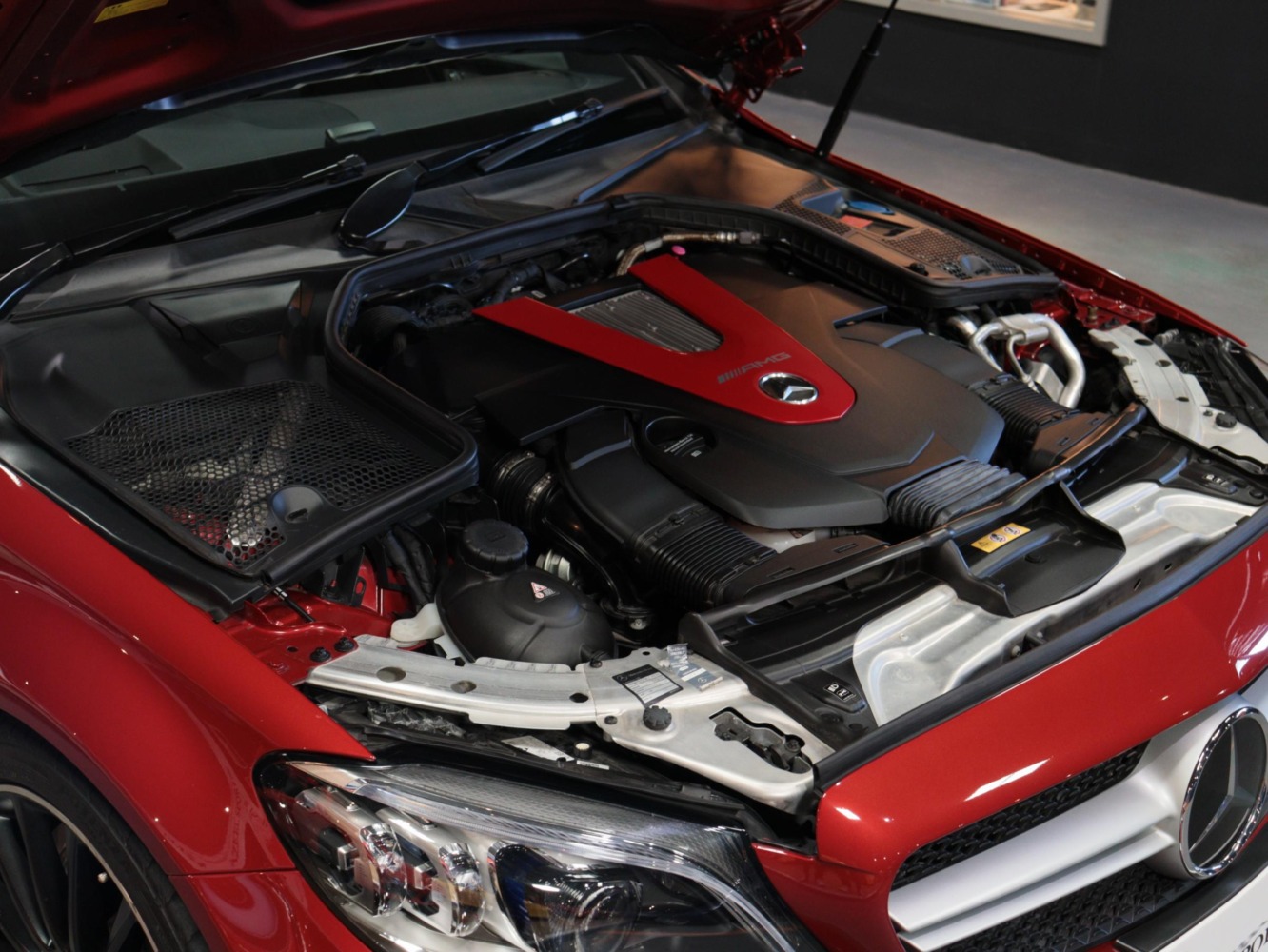 メルセデスＡＭＧ　Ｃ４３クーペ　４マチック　