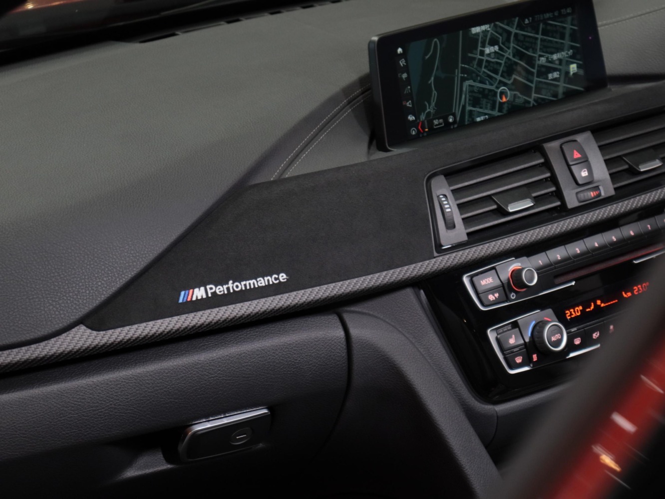 ＢＭＷ　３２０ｄ　ツーリング　Ｍスポーツ　エディションシャドー