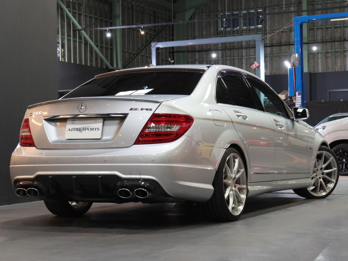 メルセデスベンツ　Ｃ３５０　ブルーエフィシェンシー　アバンギャルド