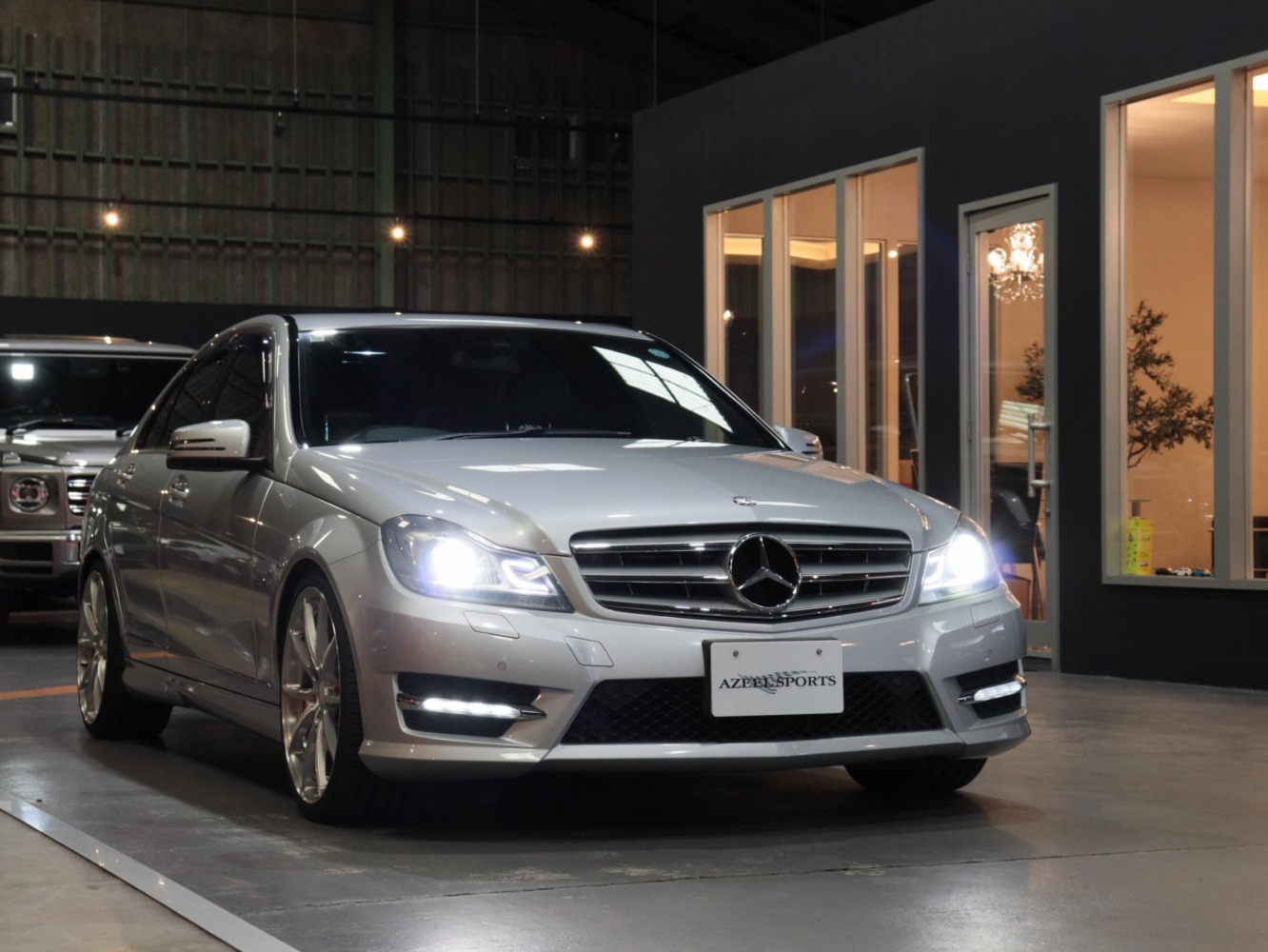 メルセデスベンツ　Ｃ３５０　ブルーエフィシェンシー　アバンギャルド