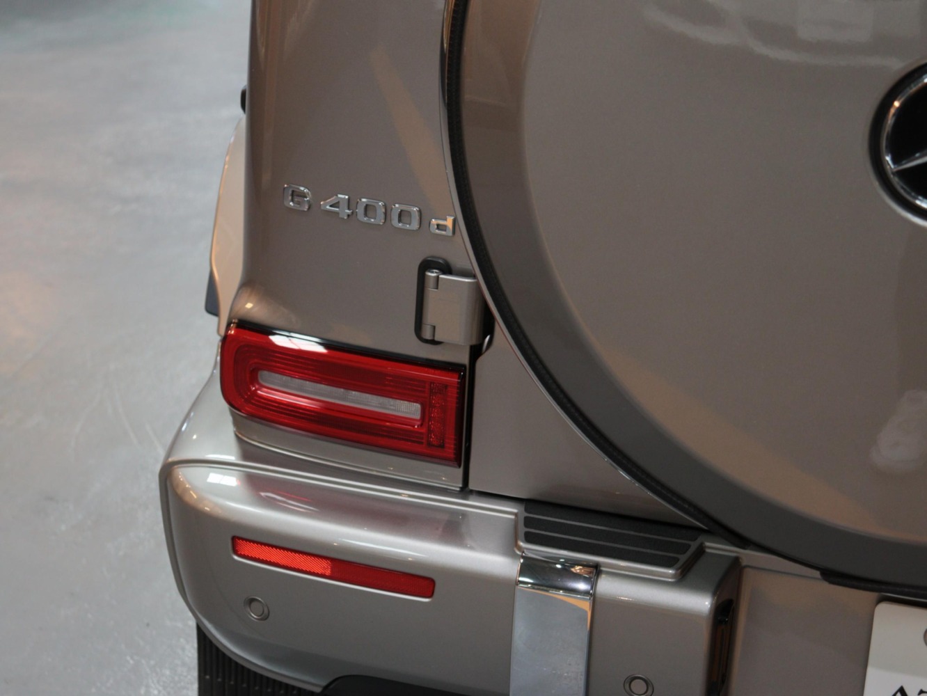 メルセデスベンツ　Ｇ４００ｄ　ＡＭＧライン　