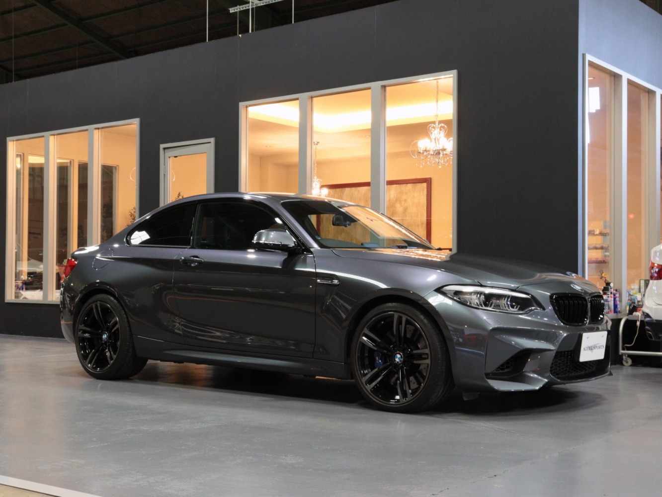 ＢＭＷ　Ｍ２　ＤＣＴ　ベースグレード