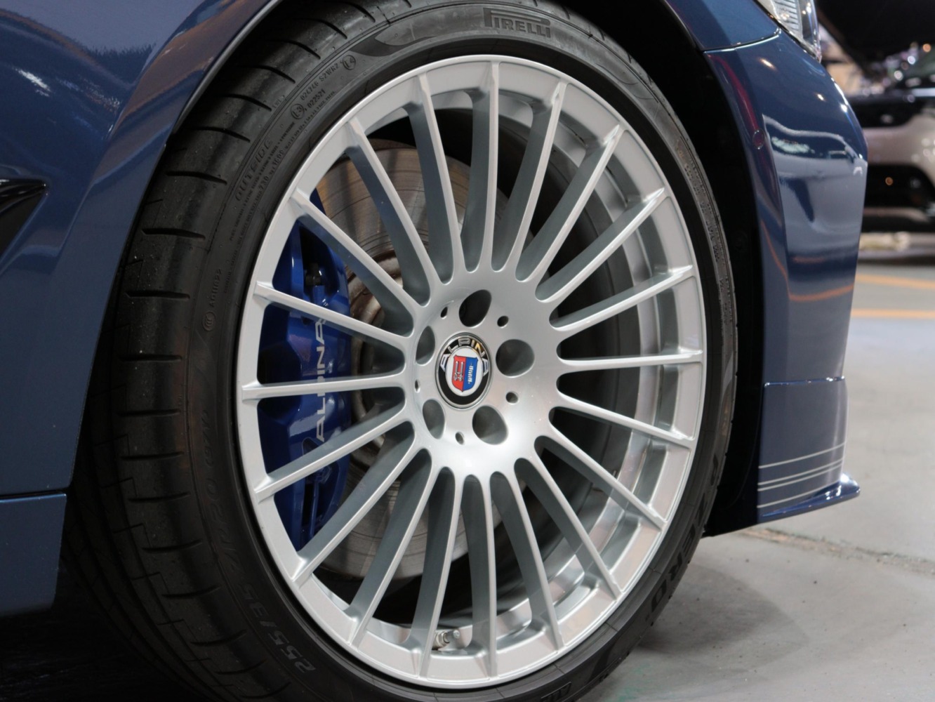 ＢＭＷアルピナ	アルピナ Ｄ５ Ｓ　リムジン　オールラッド