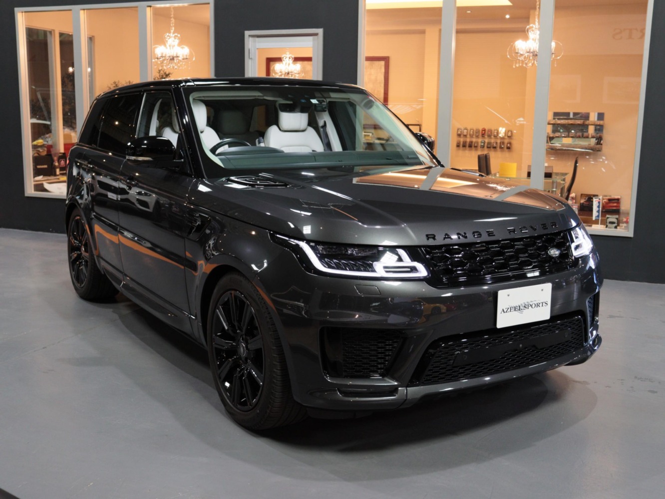 ランドローバー　レンジローバースポーツ 　ＨＳＥ　ダイナミック　２５８ＰＳ