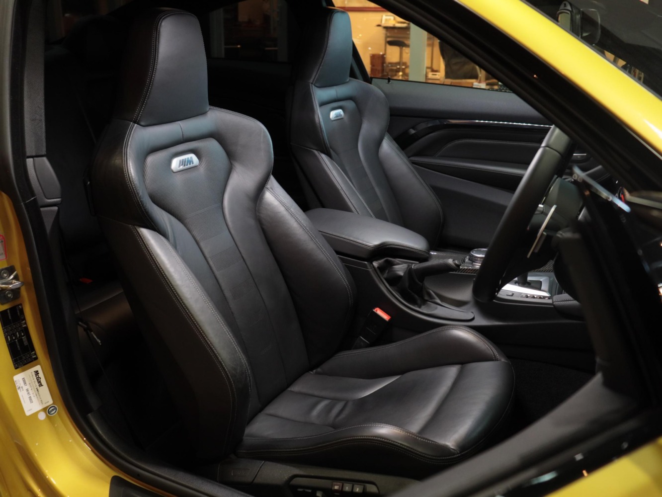 BMW　M４　クーペ　ベースグレード