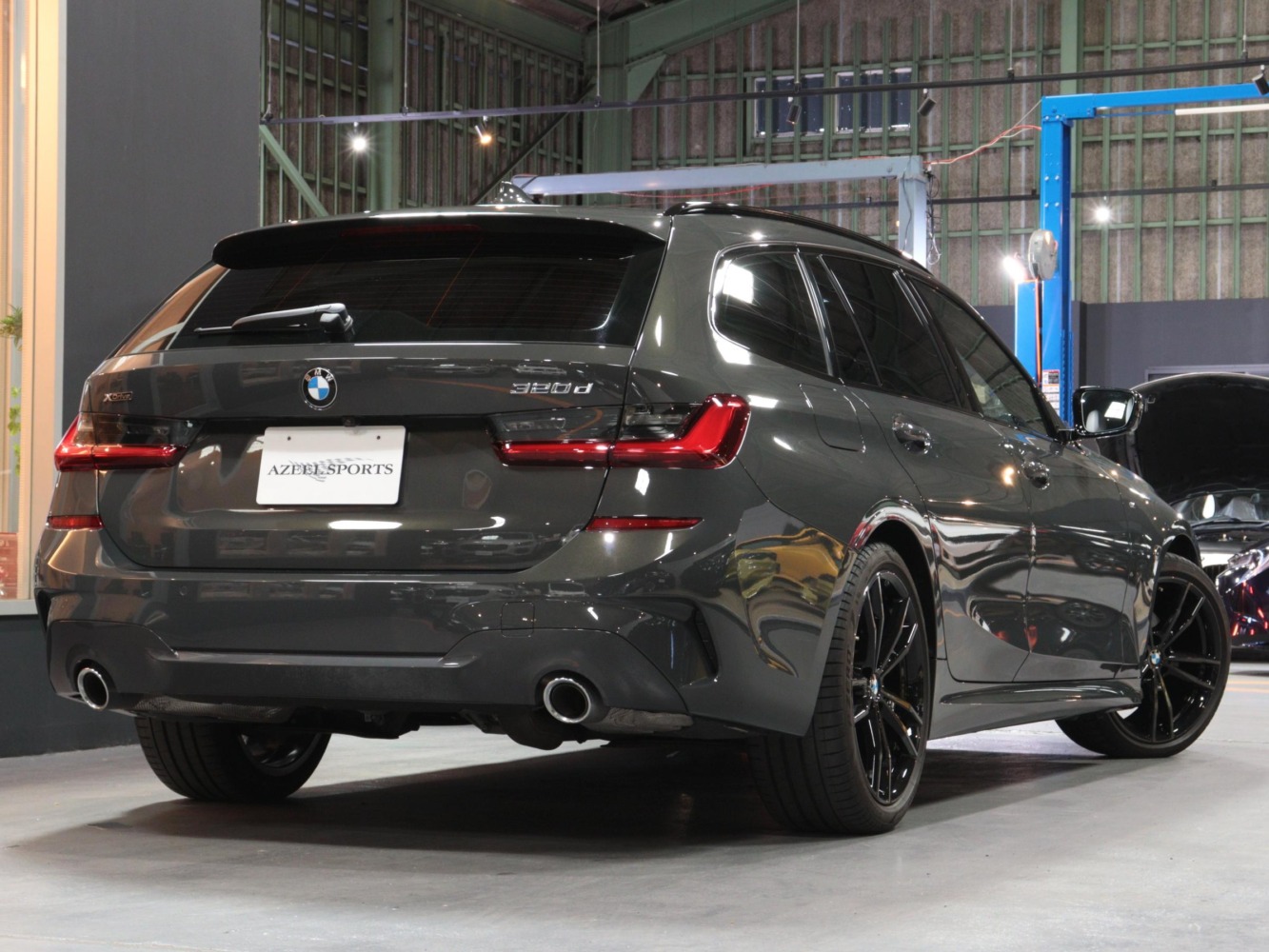 BMW ３シリーズツーリング　320d xドライブ ツーリングMスポーツ 4WD