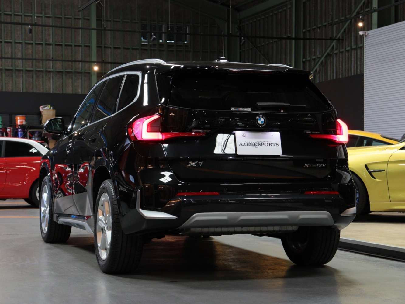 BMW X1　xドライブ20i xラインDCT 4WD