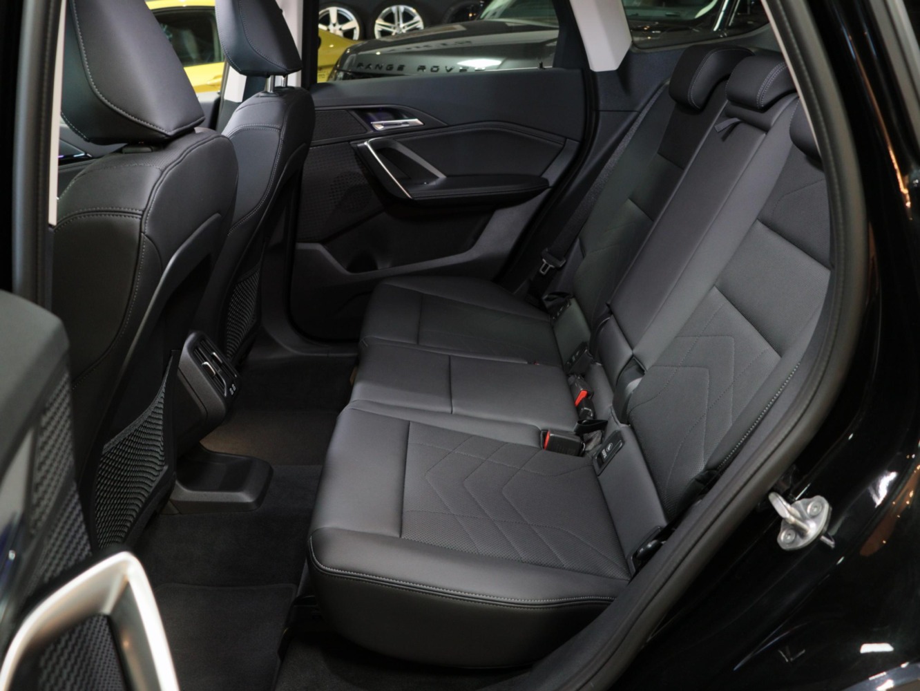 BMW X1　xドライブ20i xラインDCT 4WD