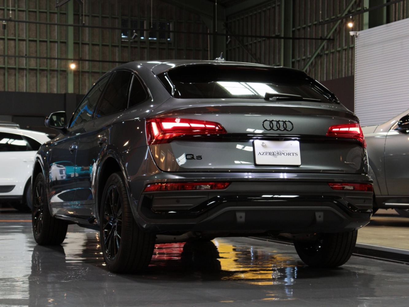 アウディ　Ｑ５ スポーツバック　４０ＴＤＩクワトロ　Ｓライン