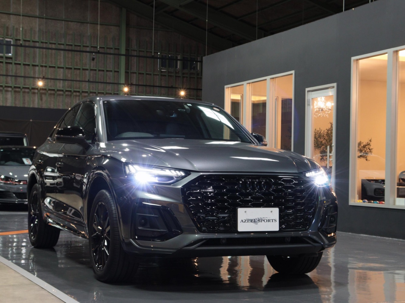 アウディ　Ｑ５ スポーツバック　４０ＴＤＩクワトロ　Ｓライン