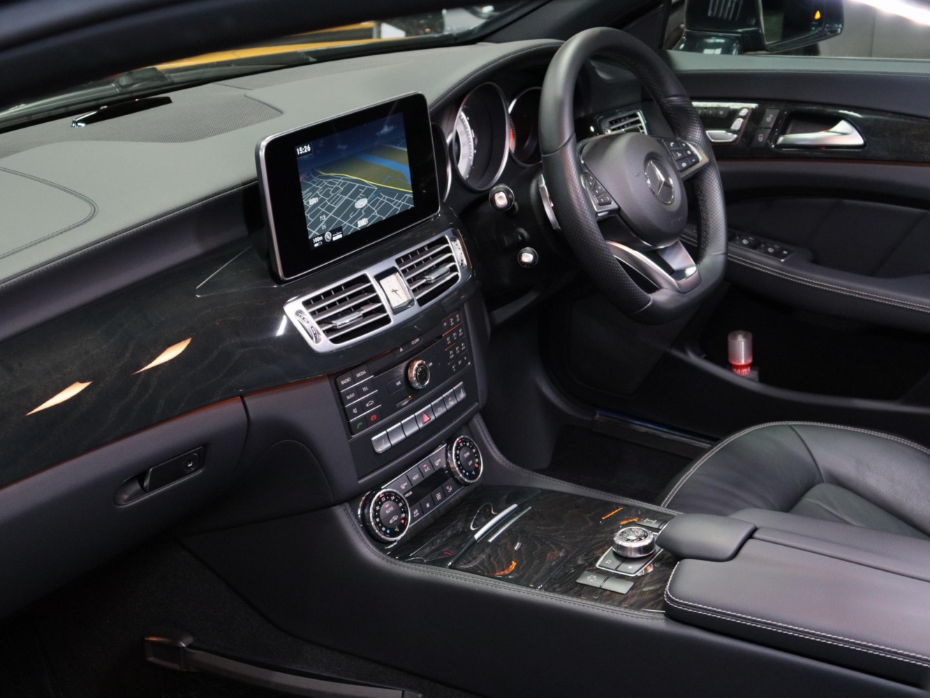 メルセデスベンツ　ＣＬS２２０d 　A M Gライン