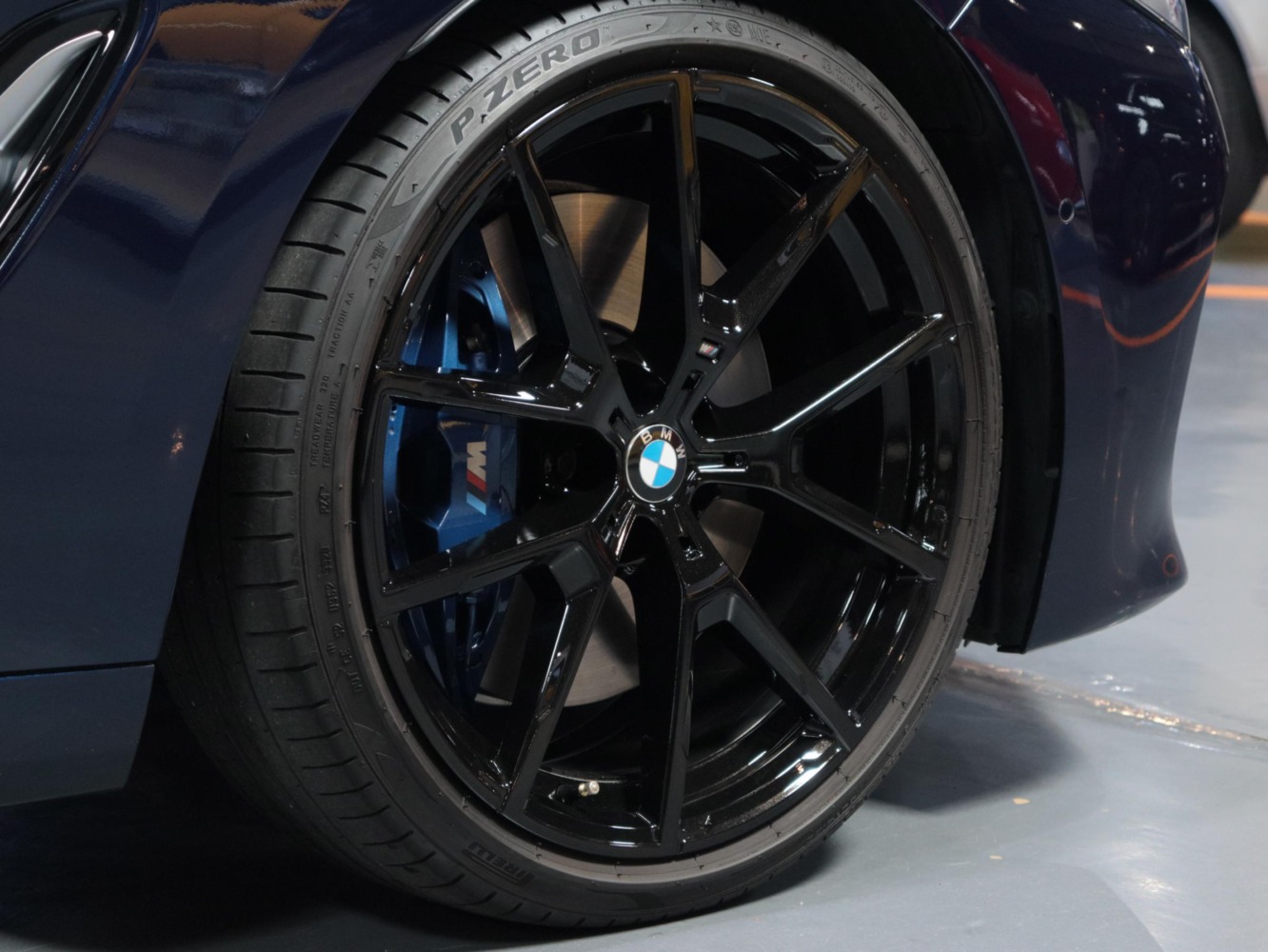 ＢＭＷ　８シリーズ　８４０ｉ　グランクーペ　Ｍスポーツ
