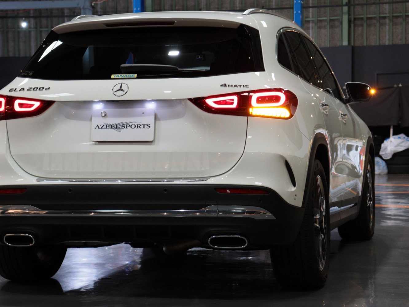 メルセデス・ベンツ　ＧＬＡ２００ｄ　４マチック　ＡＭＧライン