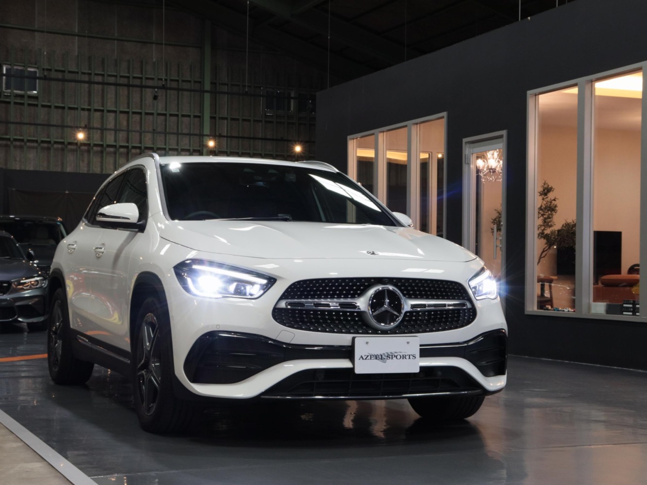 メルセデス・ベンツ　ＧＬＡ２００ｄ　４マチック　ＡＭＧライン