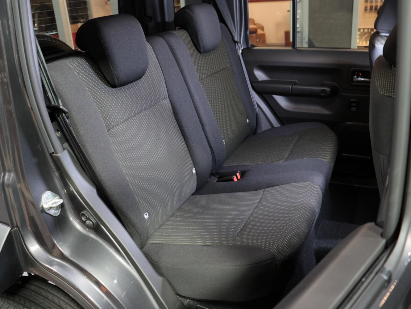 スズキ　ジムニー　ノマド　１．５ＦＣ（２型）　４ＷＤ