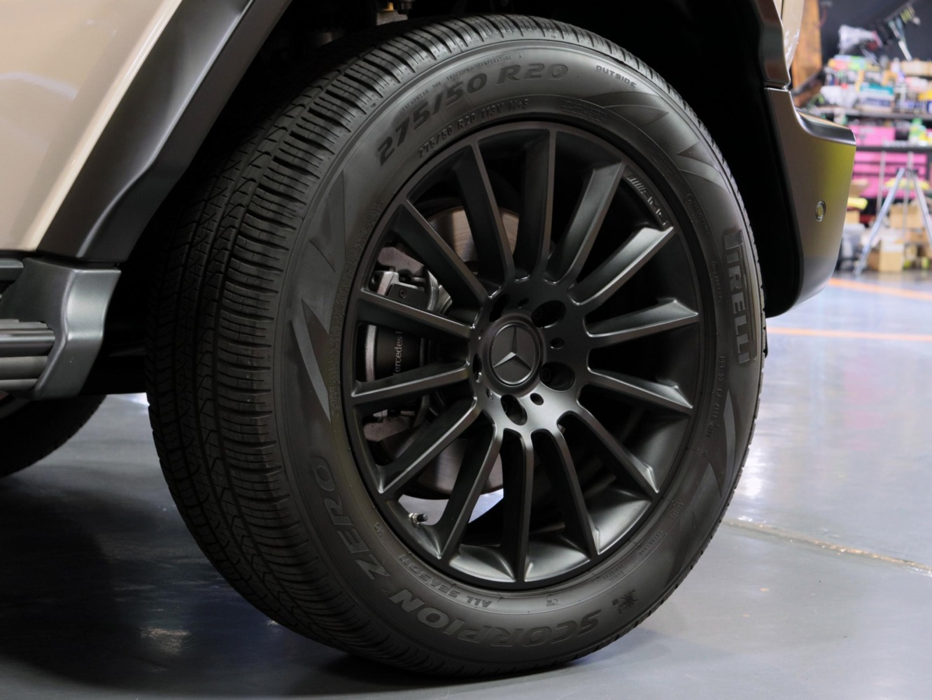 メルセデス・ベンツ　Gクラス　G400d　AMGライン